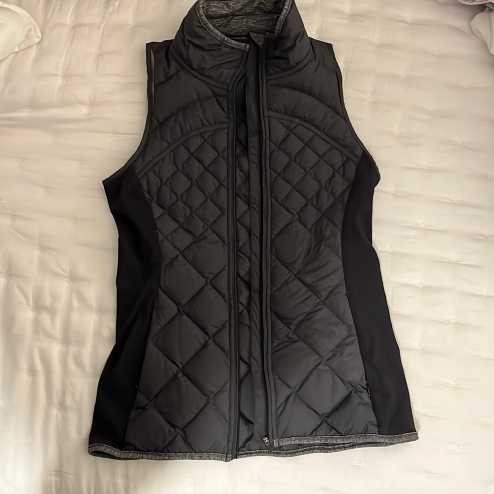 Lululemon Athletica Gray and Black Vest